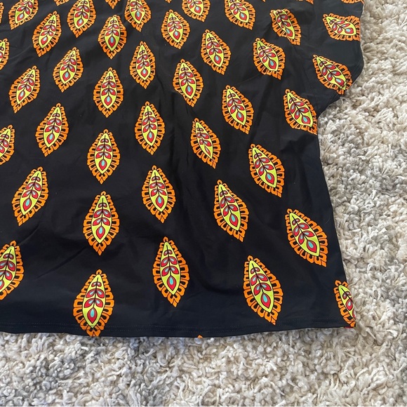 Trina Turk Vibrant Black and Multicolor Blouse size medium - Picture 9 of 10